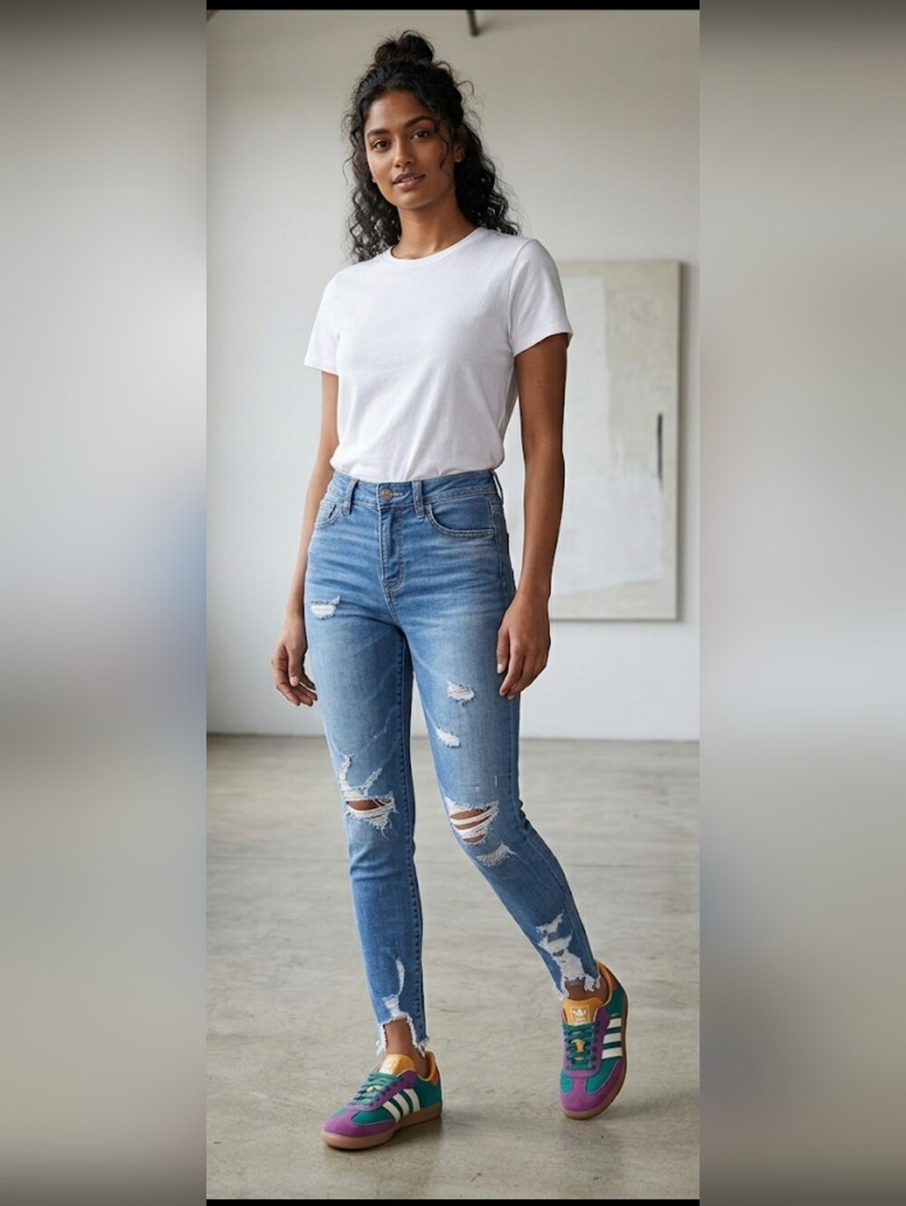 American Eagle Outfitters Light Blue Distressed Skinny Jeans